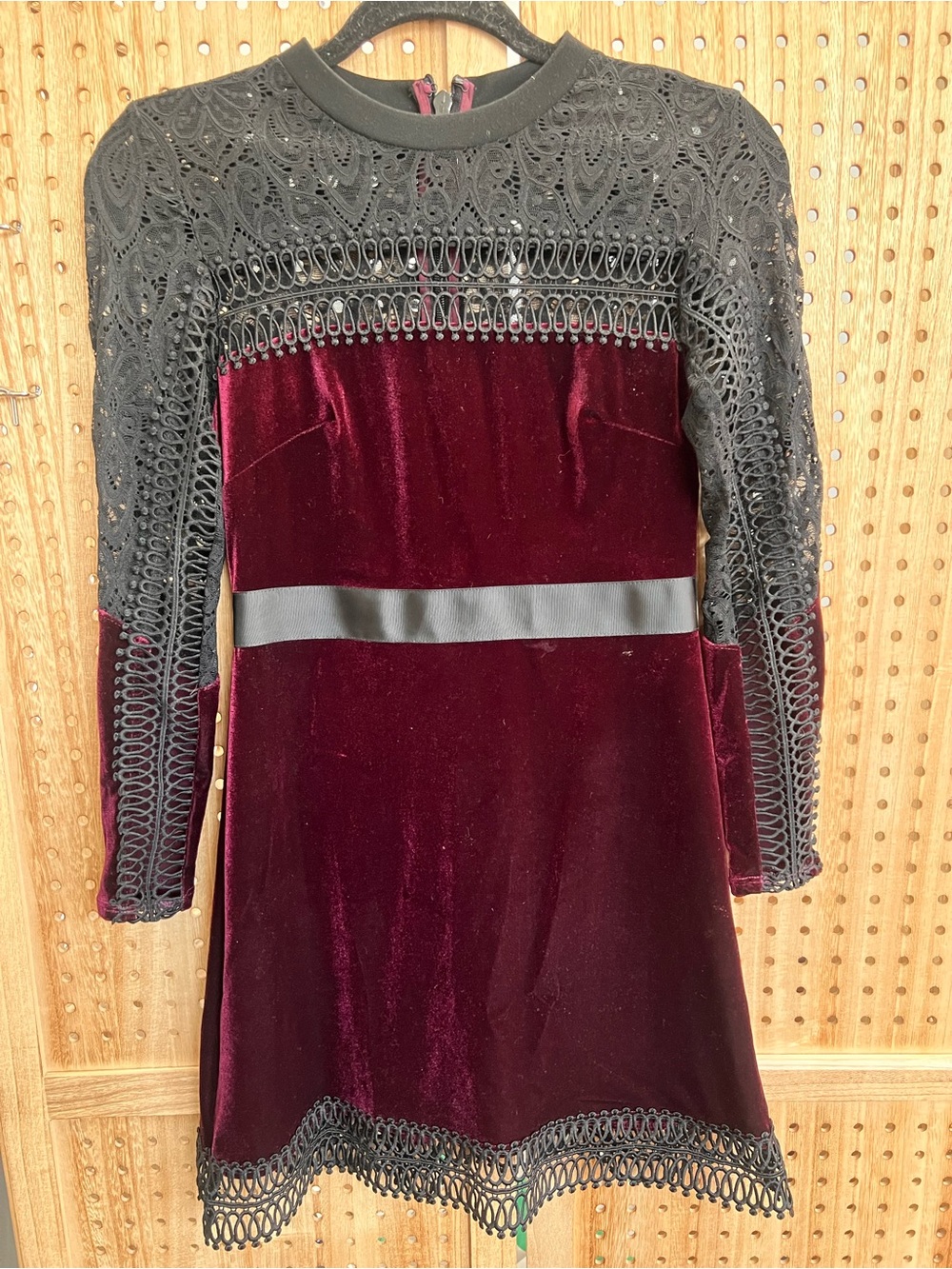 Topshop Burgundy Velvet Dress Black Lace Trim Size 4 Petite